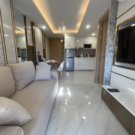 Romantic Beach Apartment芭堤雅水系高档酒店式公寓可做饭 جومتين بيتش المظهر الخارجي الصورة