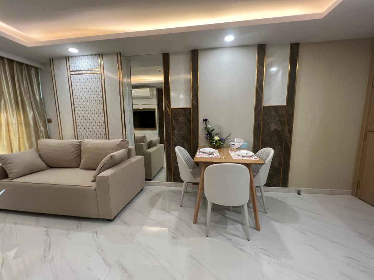 Romantic Beach Apartment芭堤雅水系高档酒店式公寓可做饭 جومتين بيتش المظهر الخارجي الصورة