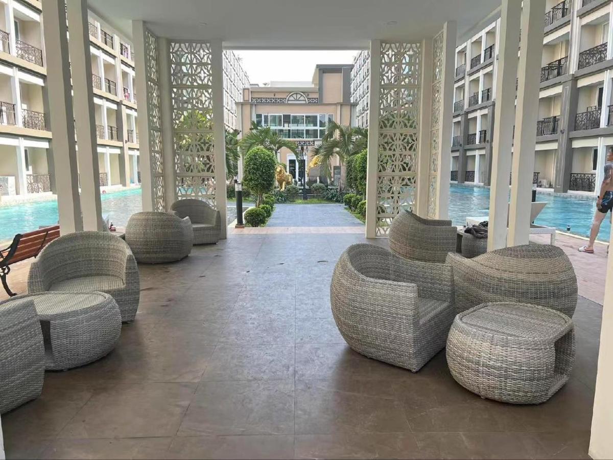 Romantic Beach Apartment芭堤雅水系高档酒店式公寓可做饭 جومتين بيتش المظهر الخارجي الصورة